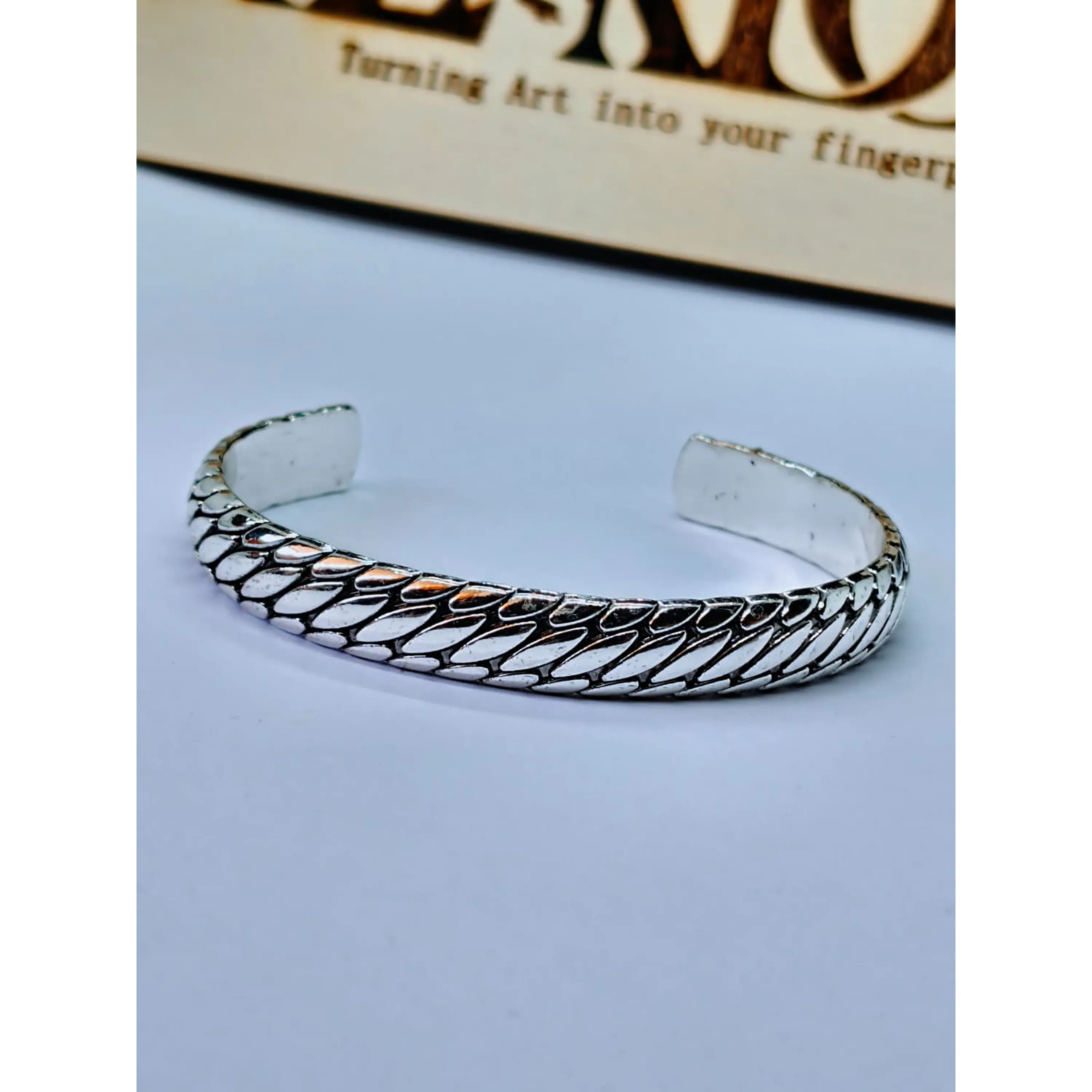 Bracelete Ajustável Trançada em Prateado 2