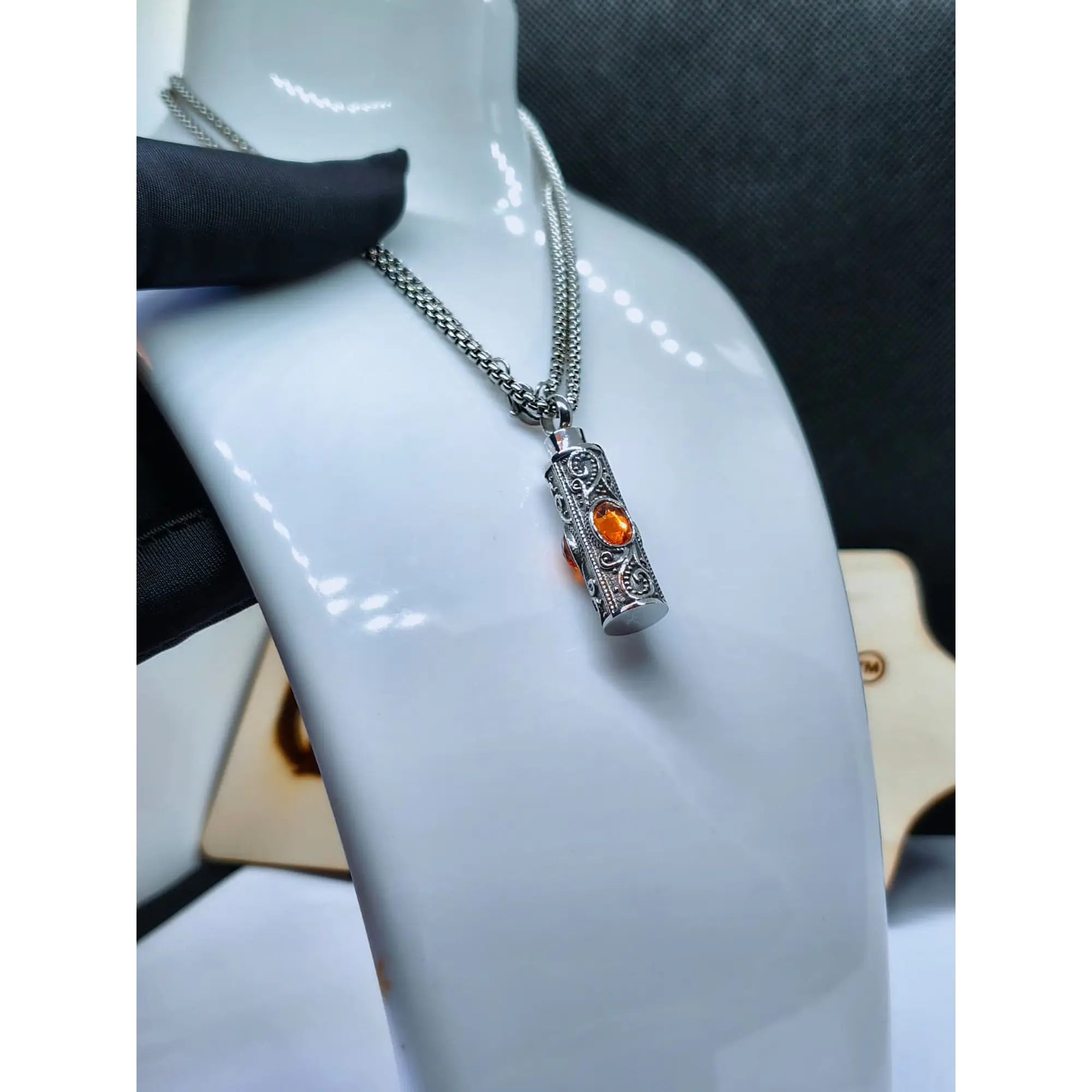 Cylindrical Urn Locket Necklace with Vintage Details and Amber Stone 7