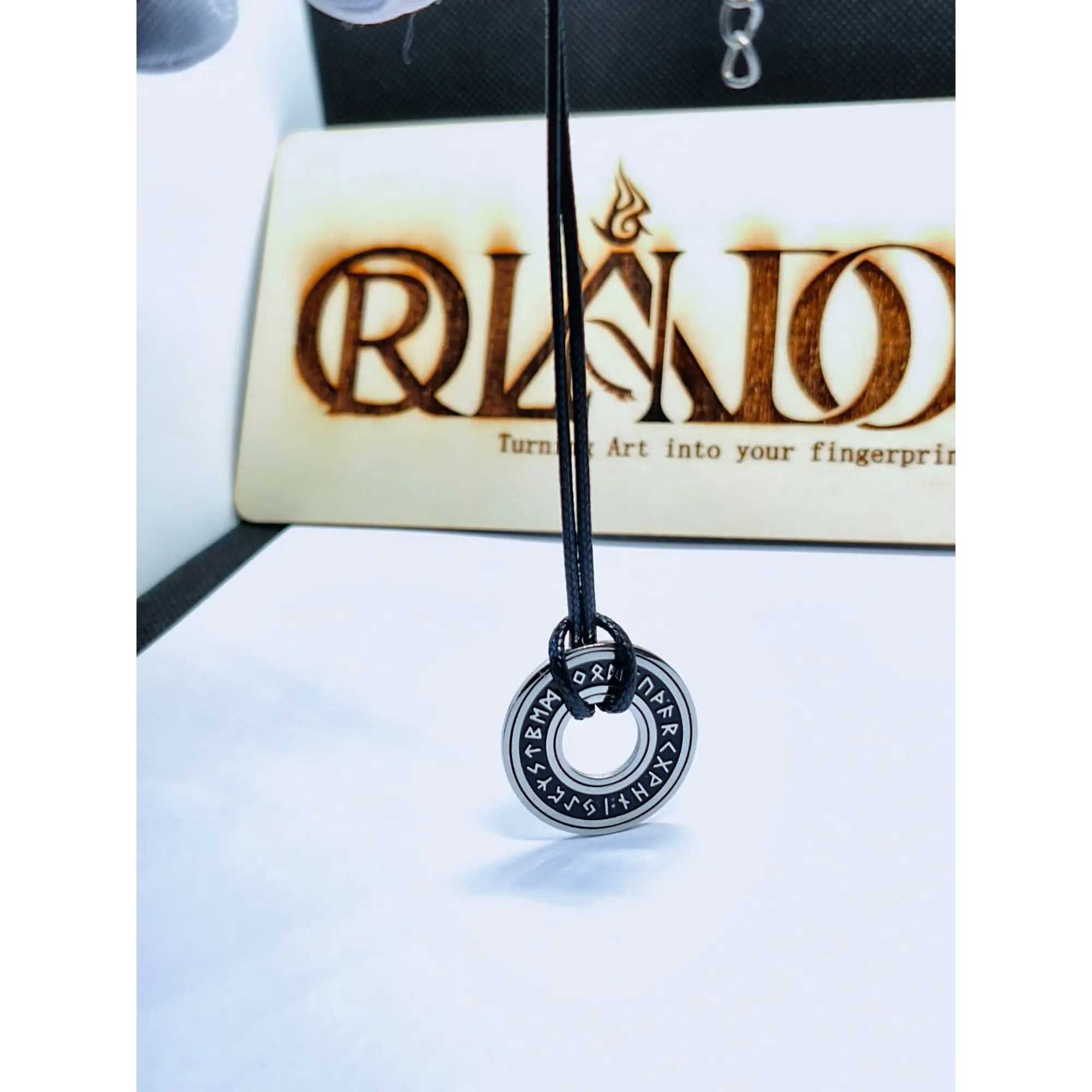 Colar Rúnico Círculo 1