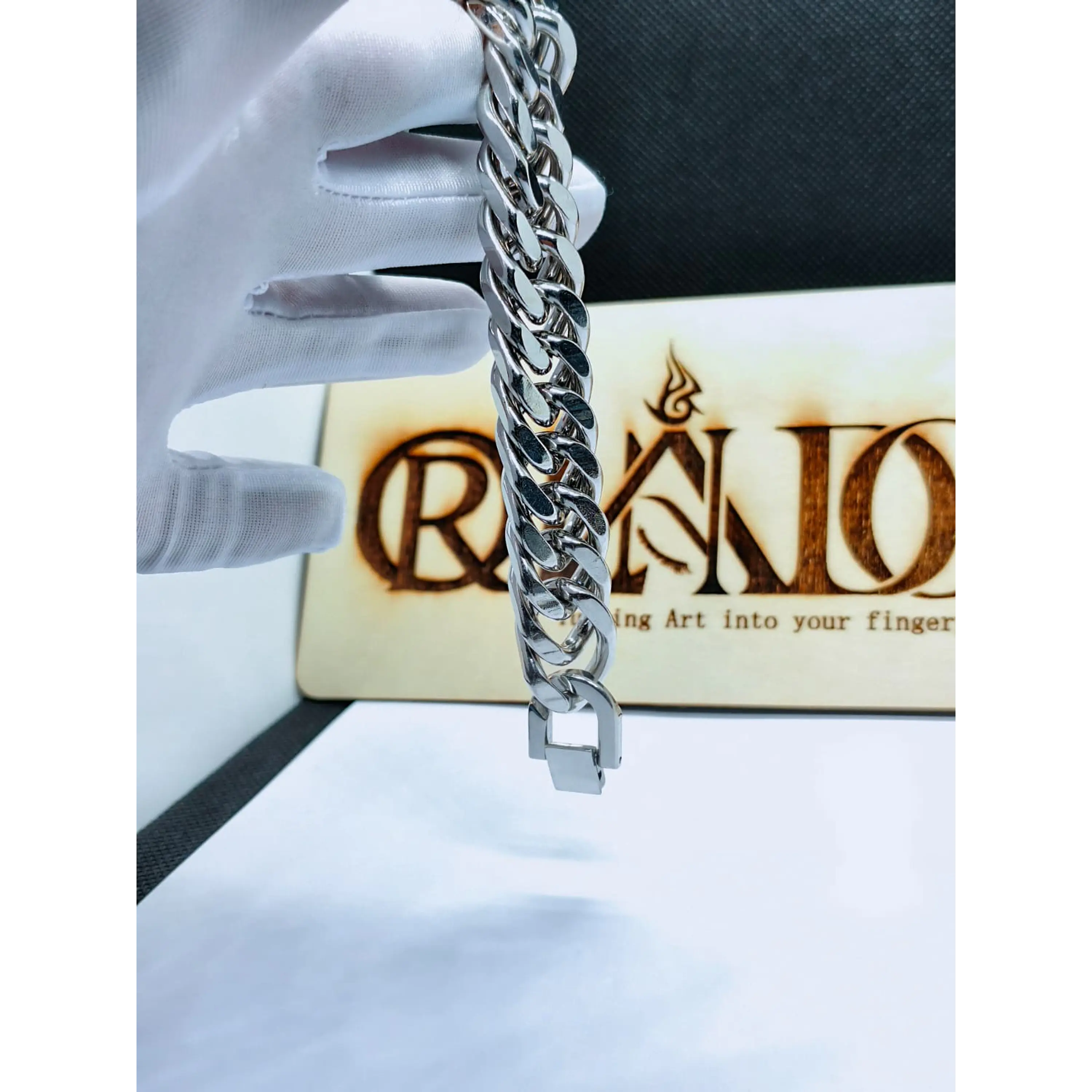 Pulseira Chunky com Fecho de Segurança em aço inoxidável. 7