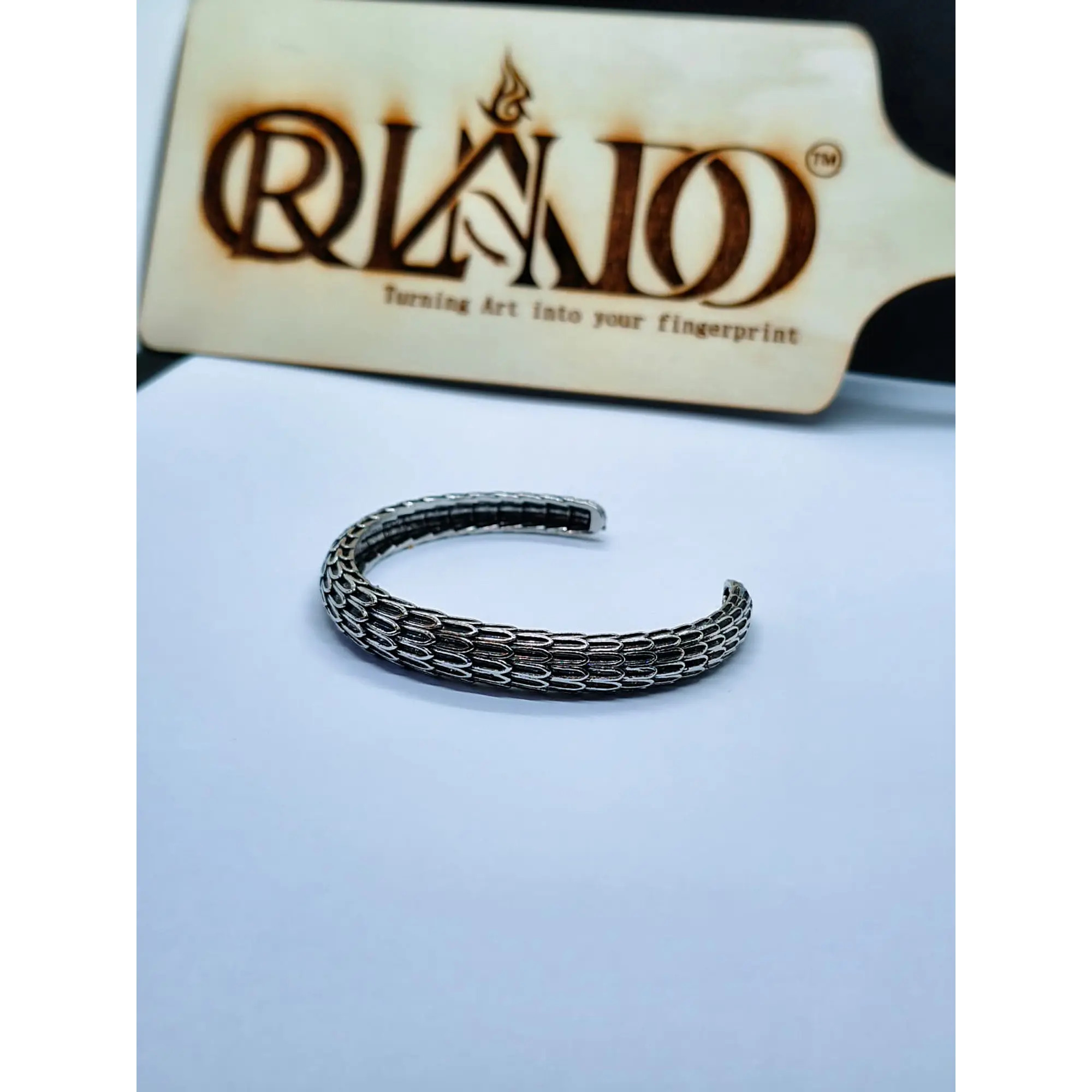 Bracelete Cuff Texturizada 