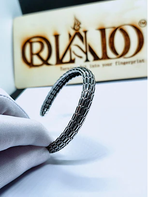 Bracelete Cuff Texturizada 