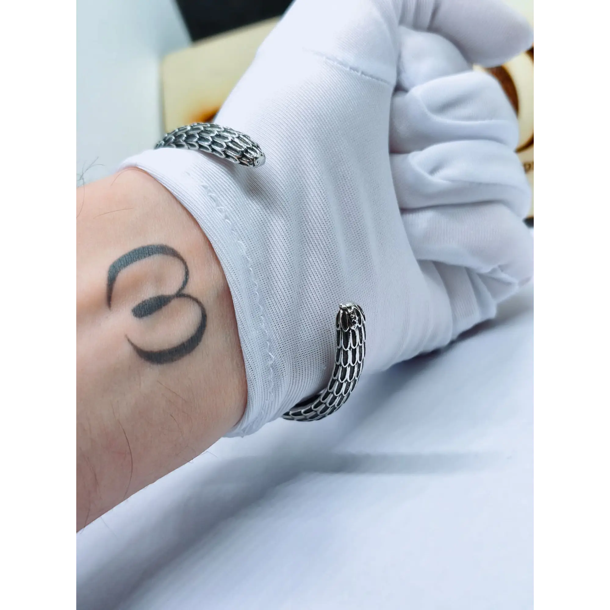 Bracelete Cuff Texturizada 