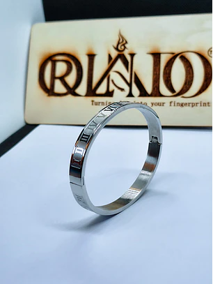 Bracelete em Aço Numeração Romana - aço INOX