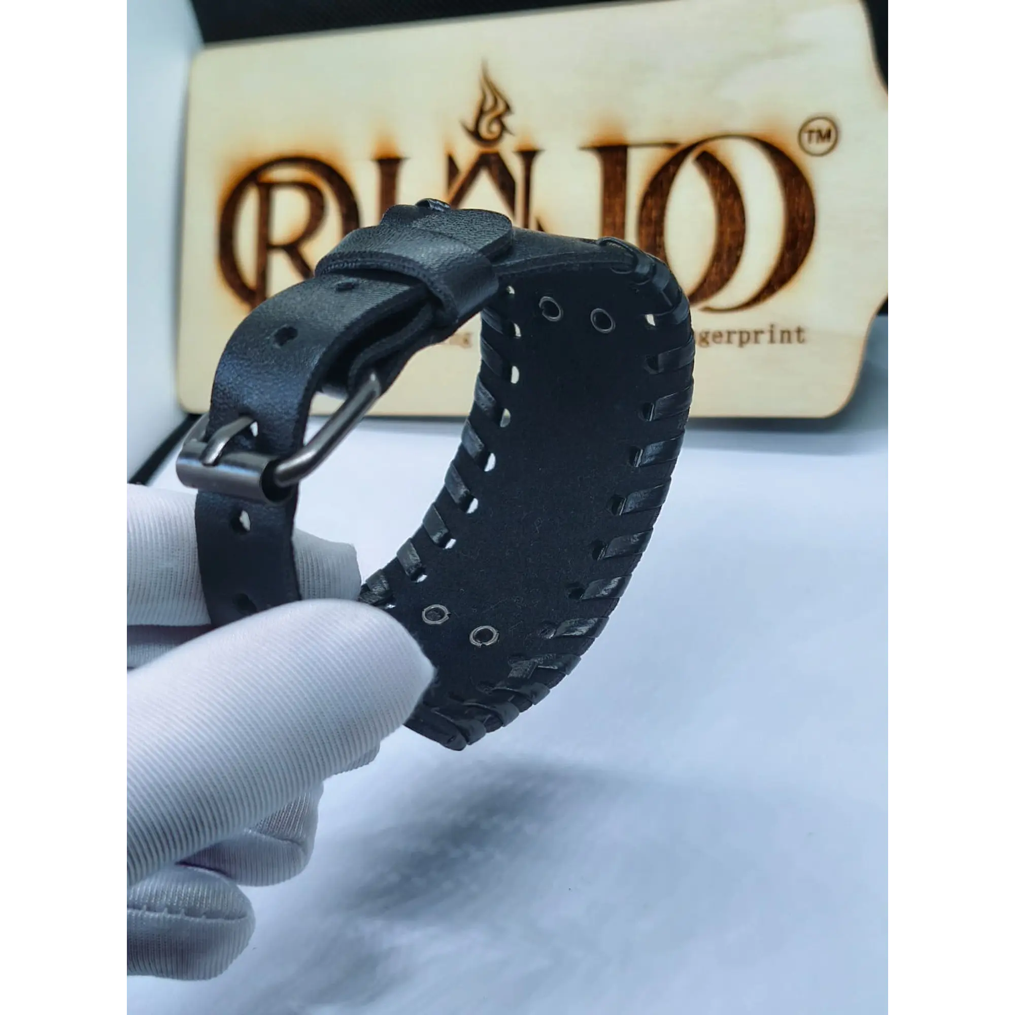 Pulseira em Couro Ajustável – Olho de Hórus 9