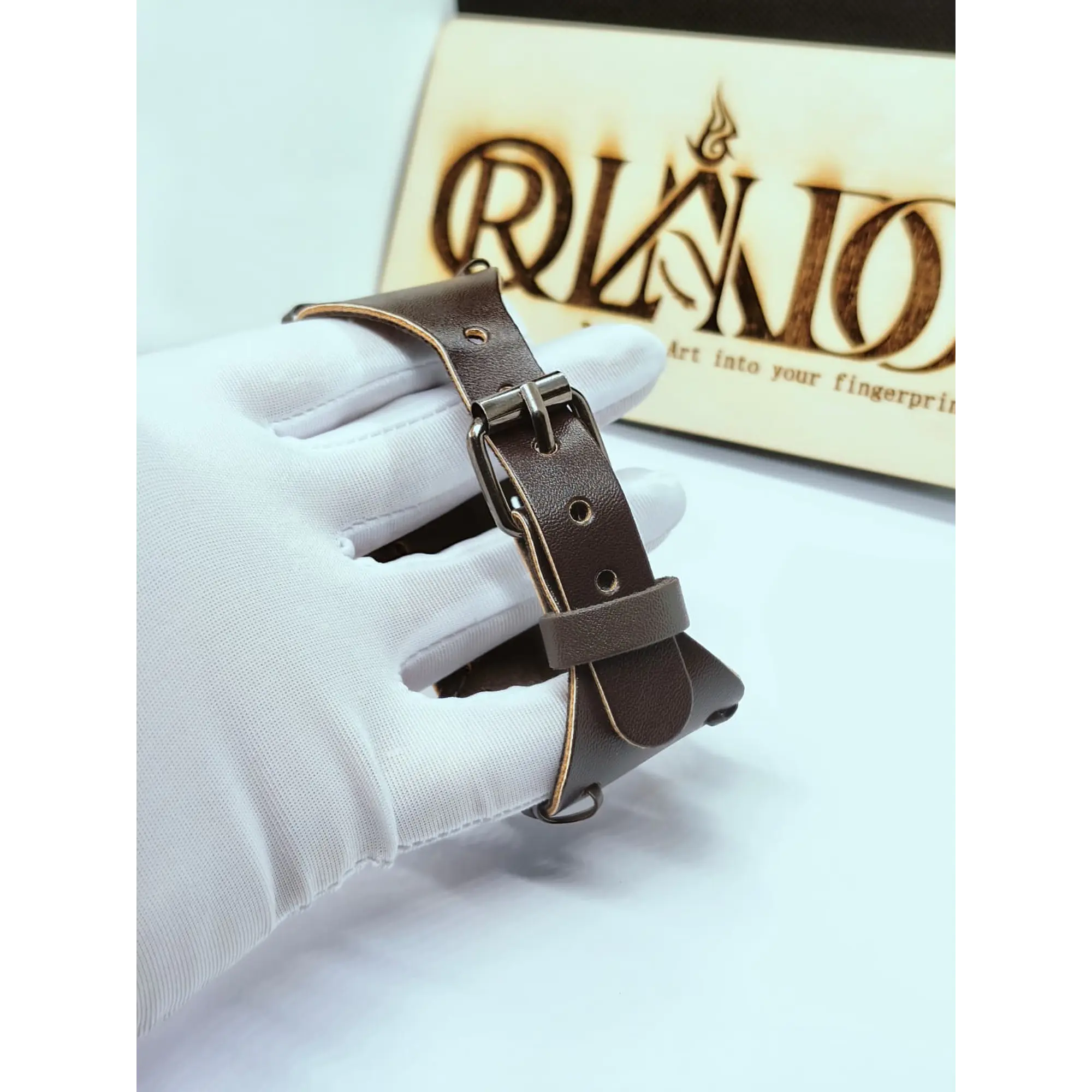 Pulseira em Pele Larga 