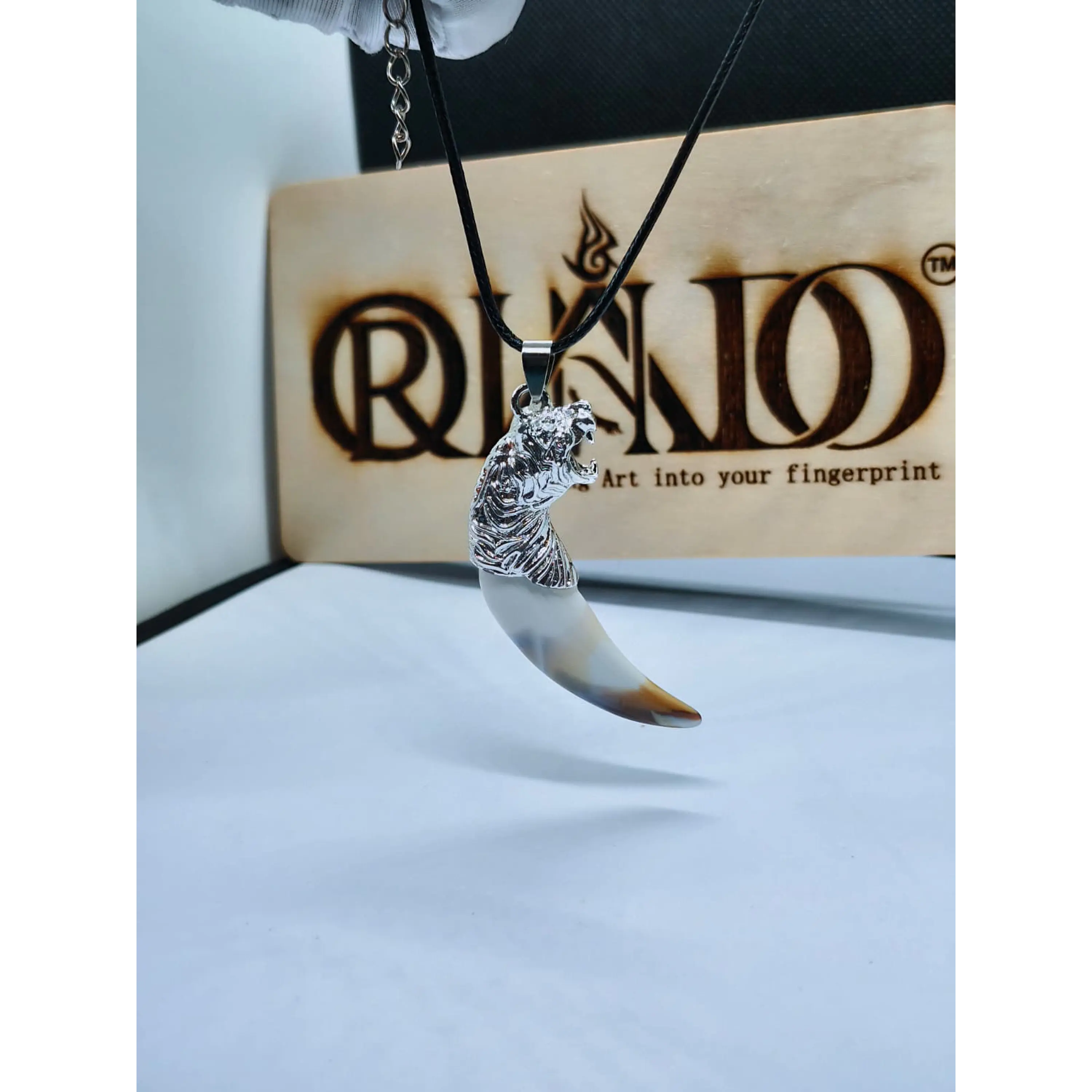 Colar Pendente Dente de Tigre 3