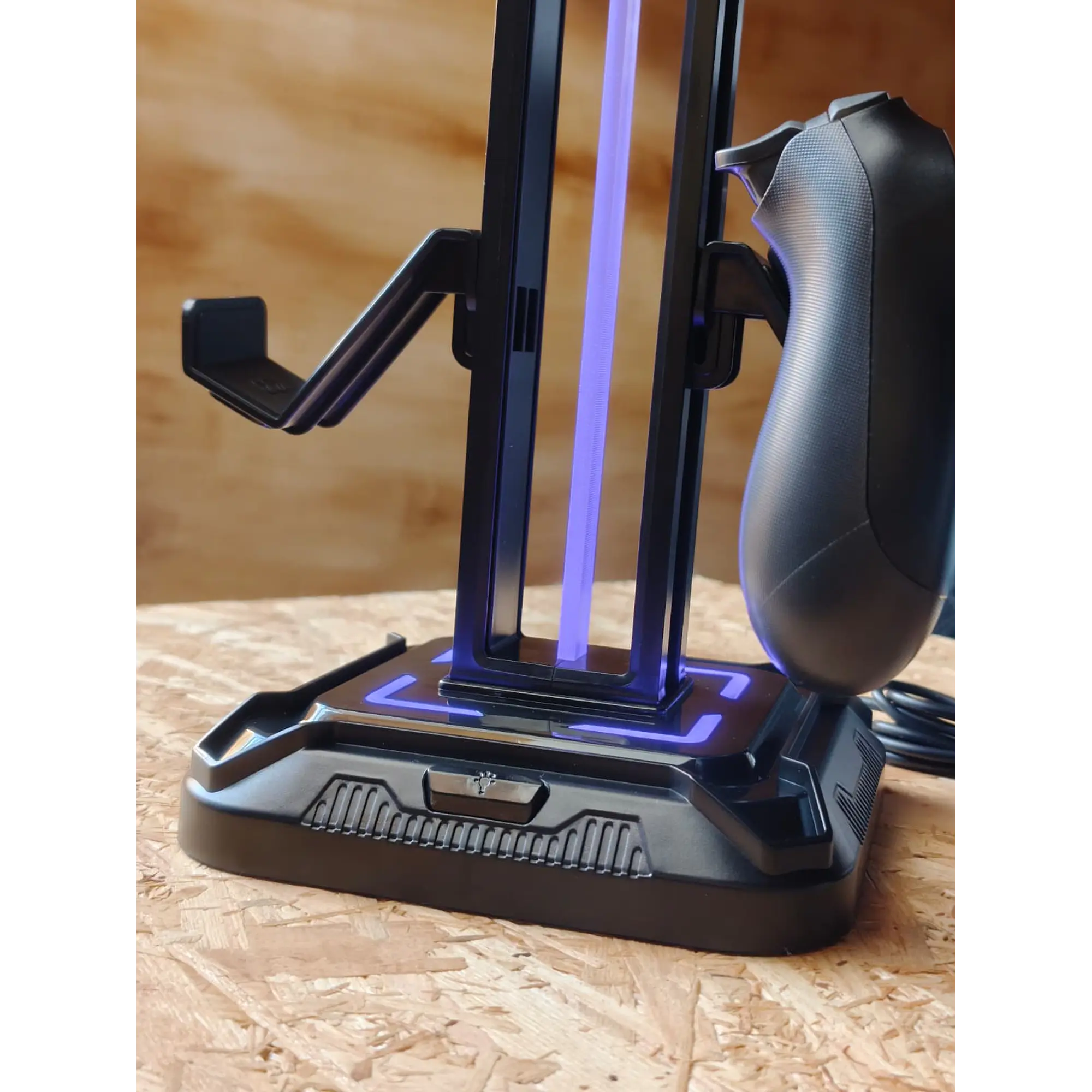 Suporte Gaming  LED RGB para até 4 Comandos e Auscultadores 6