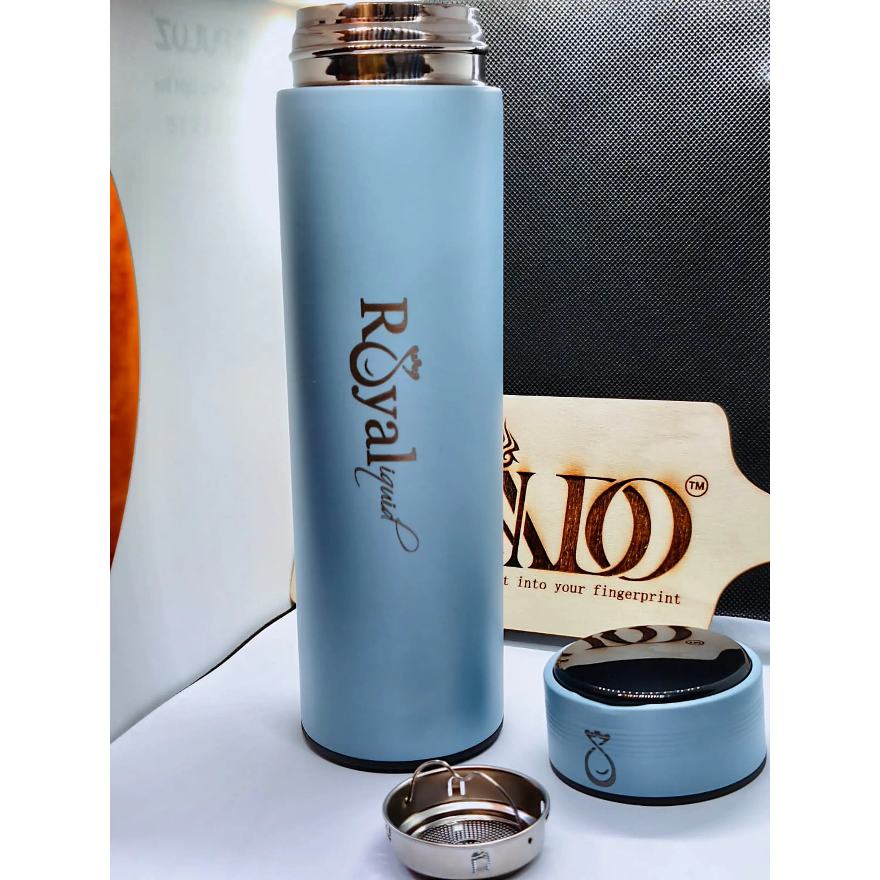 Garrafa Térmica Inteligente Royaliquid com Display LED - Azul Claro 1