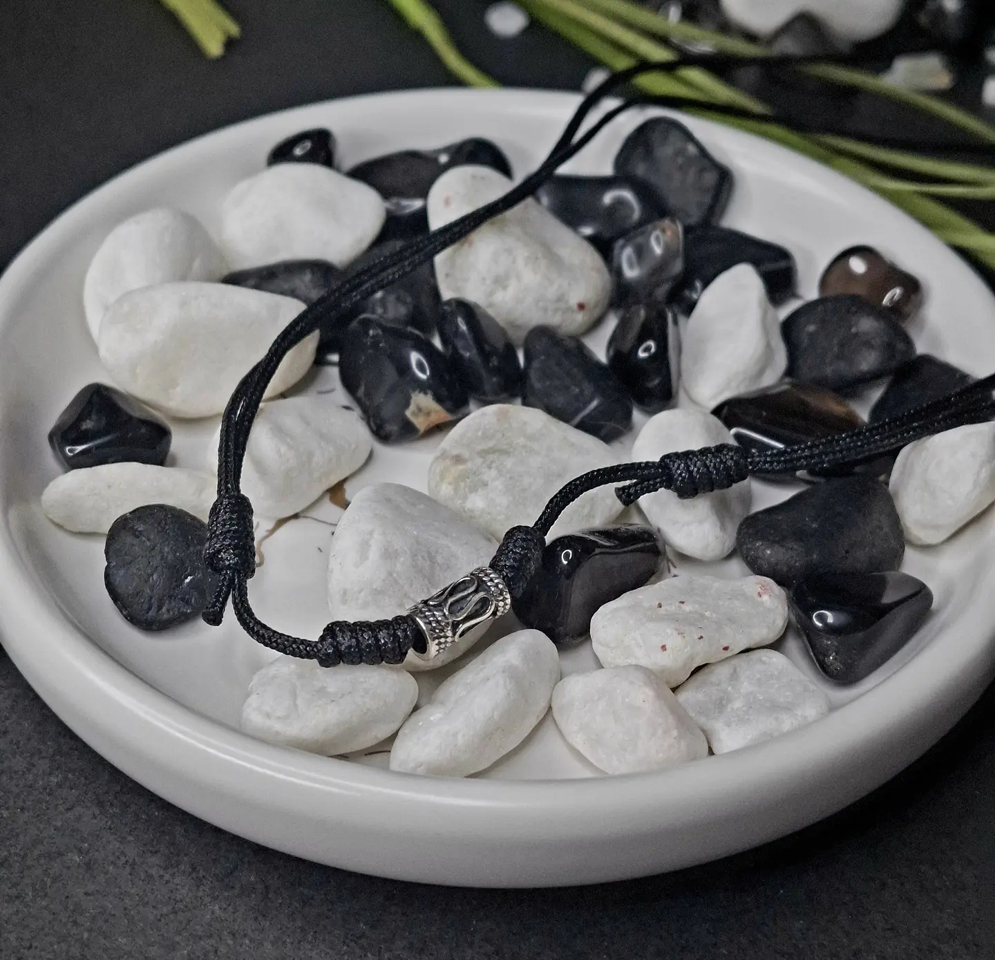 Collar Hilo Negro con Dije Figura Plata 925 Añejada - Adaptable 3