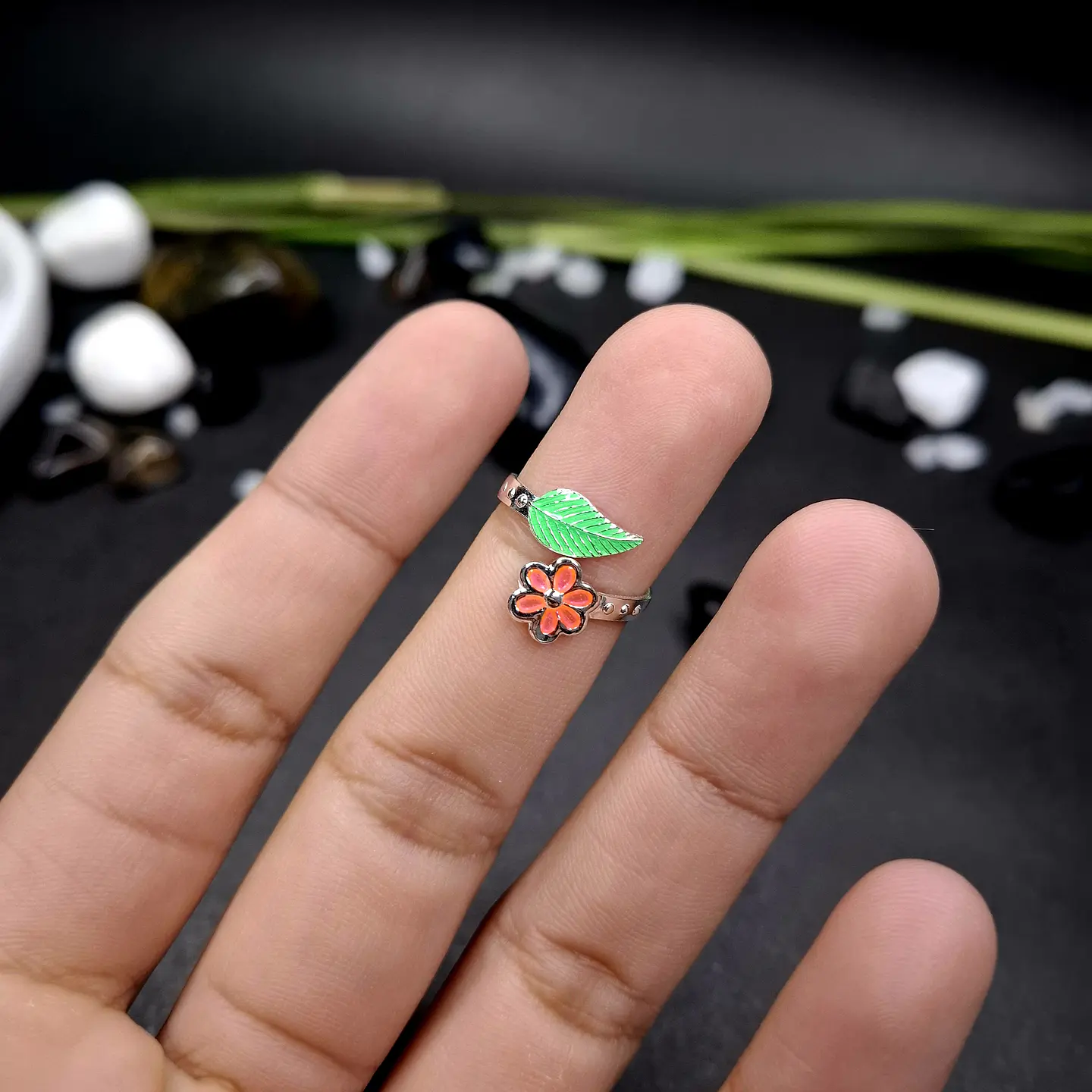 Anillo Flor y Hoja Esmaltada de Plata 925 - Adaptable 2