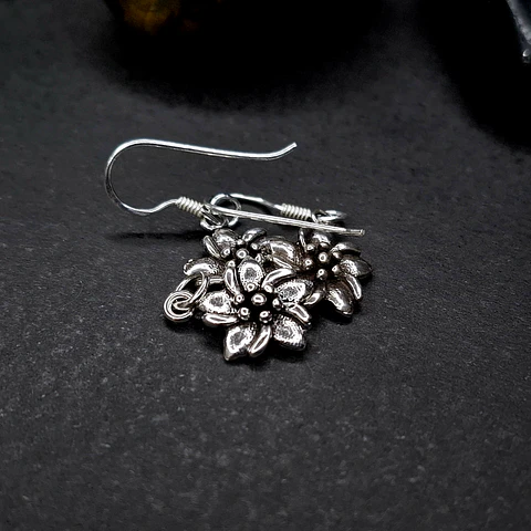 Conjunto Flores Añejadas de Plata 925