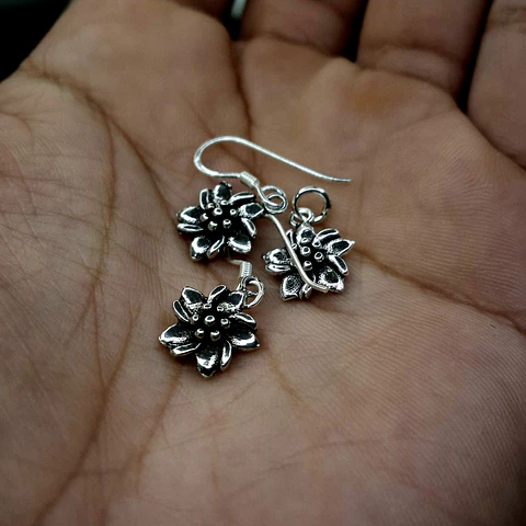 Conjunto Flores Añejadas de Plata 925