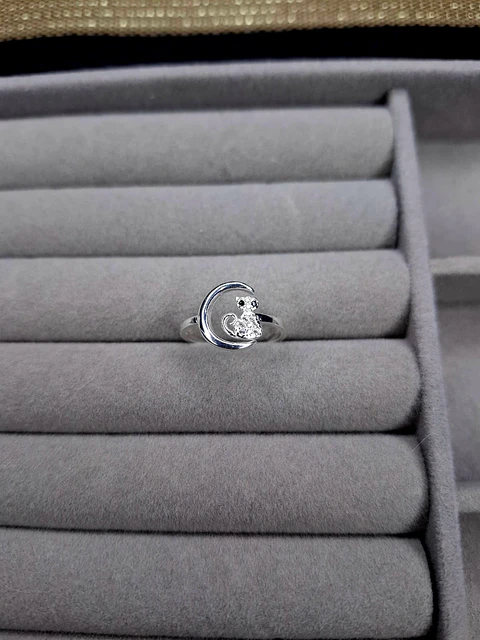 Anillo Gato con Circones de Plata 925