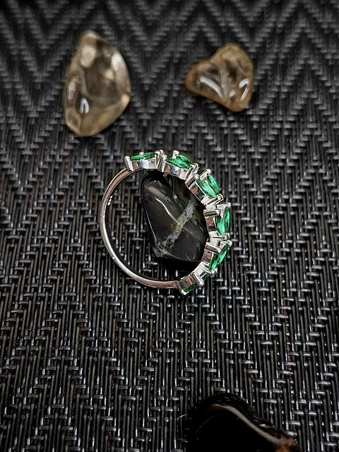 Anillo Espigas Circones Esmeralda – Talla 12