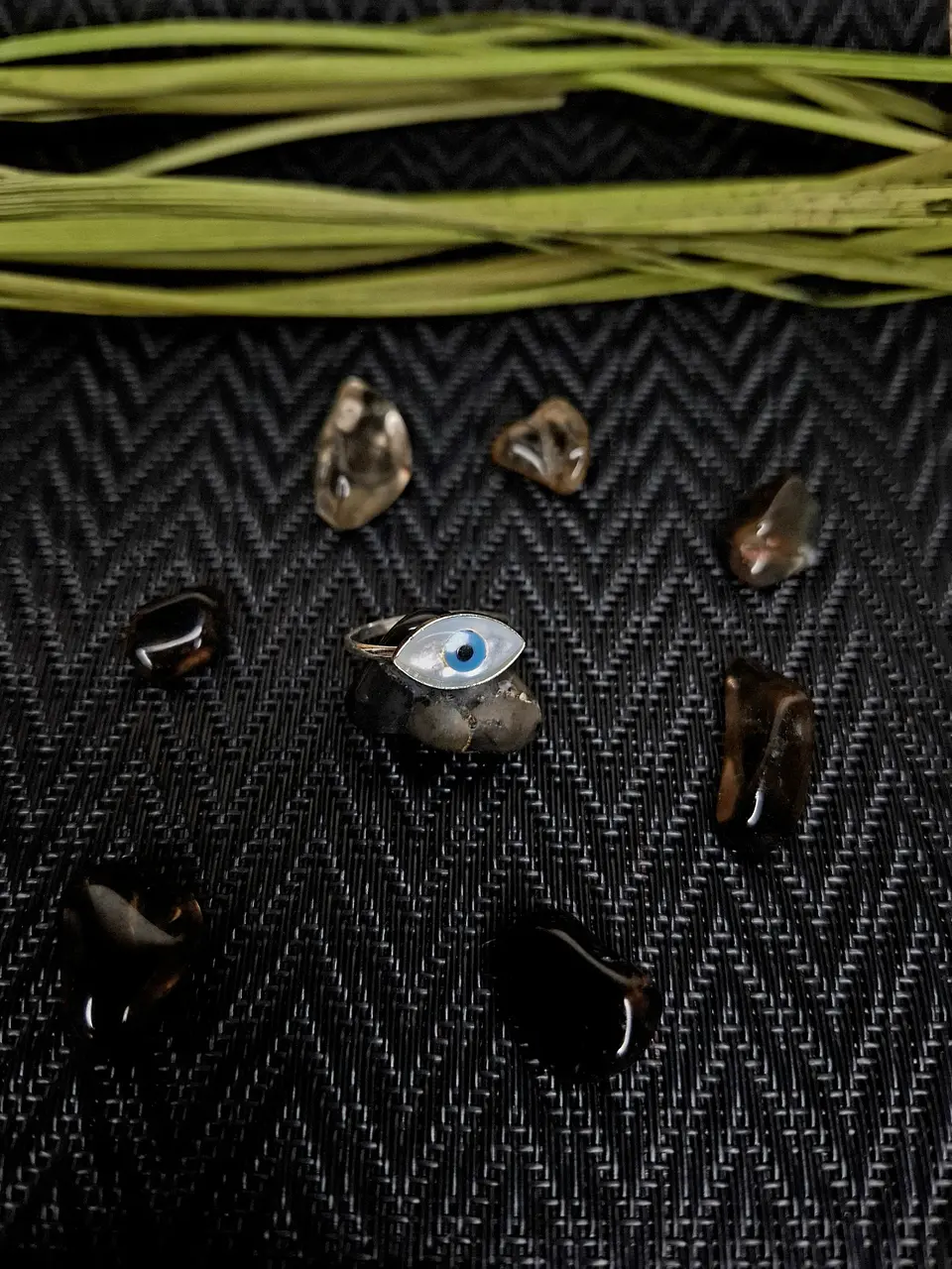 Anillo Ojo Turco Nácar - Talla 12 1