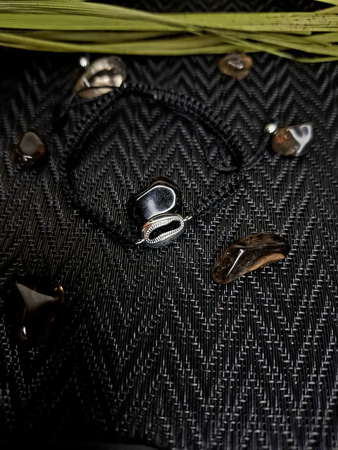 Pulsera Hilo Concha de Plata