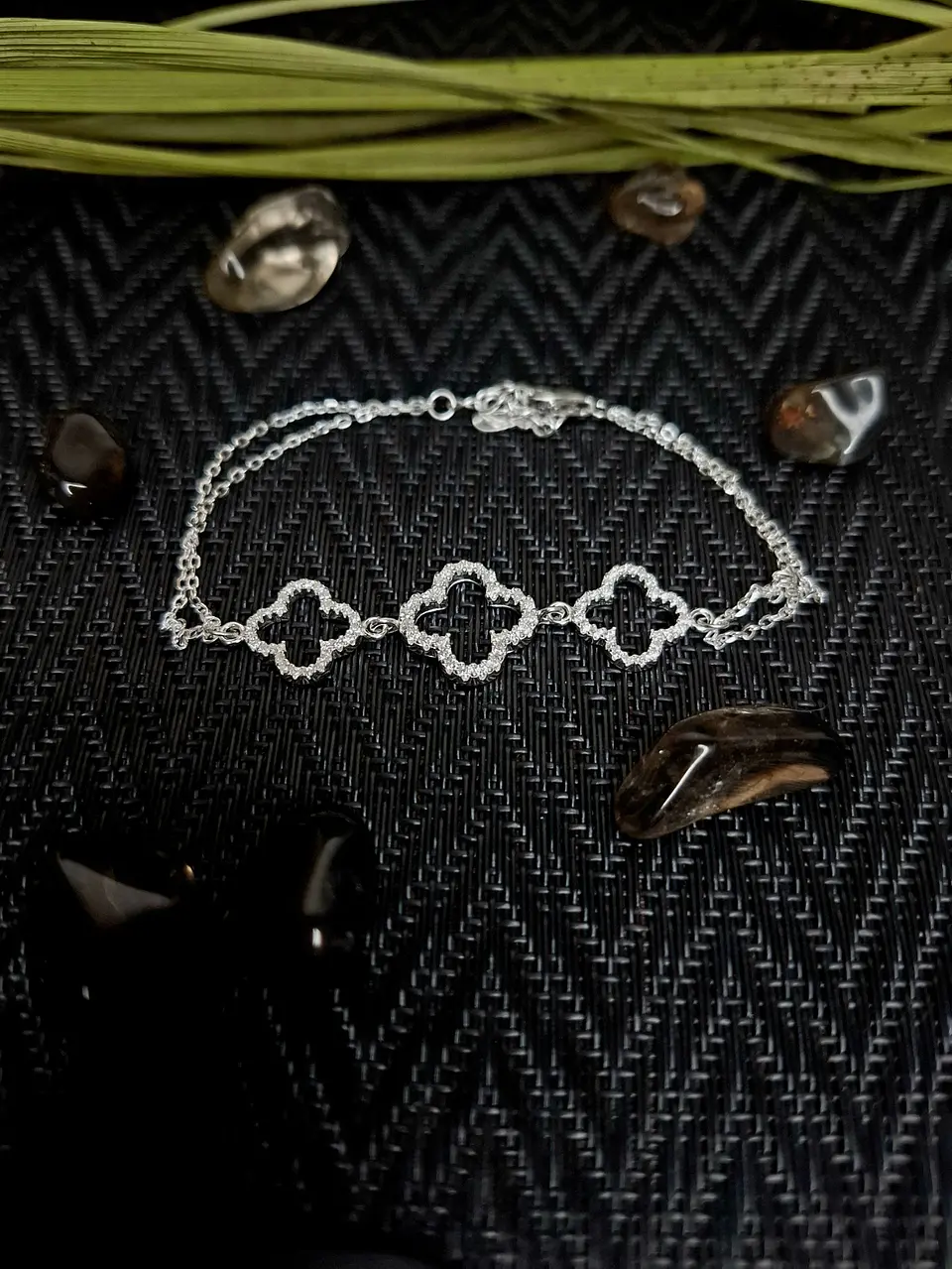 Pulsera Trébol de la Suerte con Circones 1