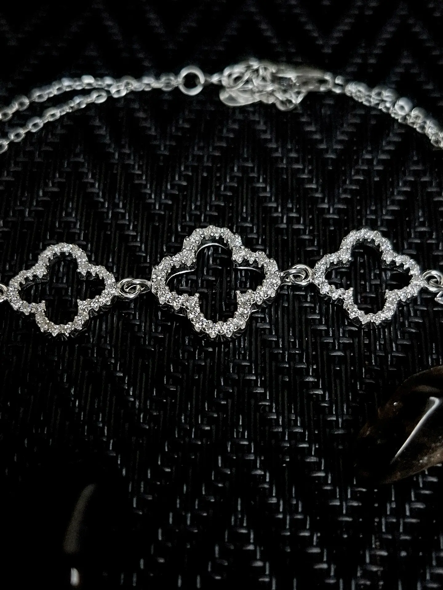 Pulsera Trébol de la Suerte con Circones 2