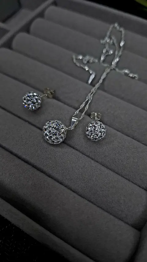 Conjunto Strass 10 mm y 8 mm