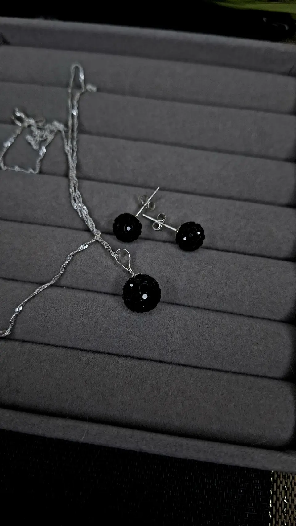 Conjunto Strass Negro 10 mm y 8 mm 2