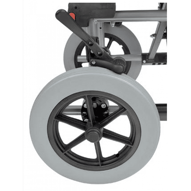 Cadeira de Rodas Celta com rodas de trânsito