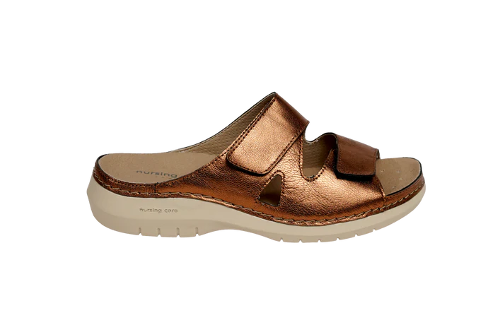 Sandália Comfy CRAVO 6