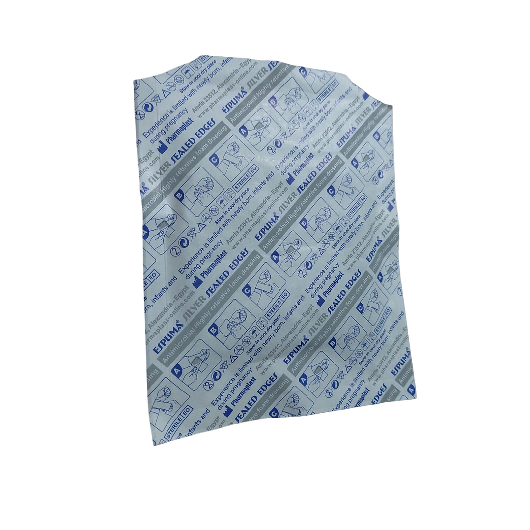 Apósito espuma — SEALED Ag — 10x10 cm — REF. ESPSAG100100 1