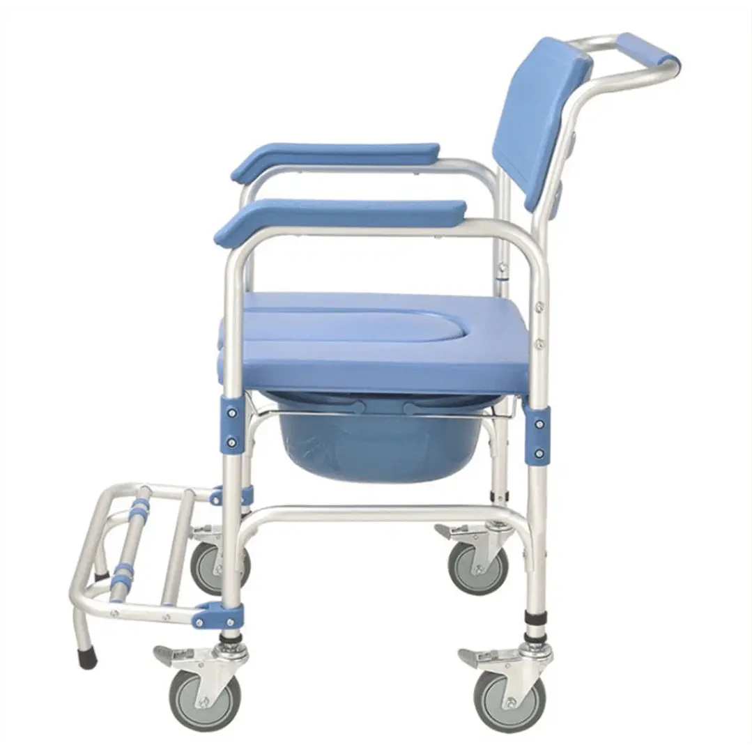 Silla de Baño con Ruedas con Apoya Pies - STRATTO M.D. 3