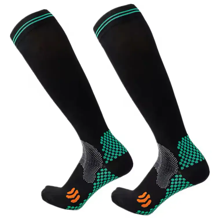 CALCETAS DE COMPRESION DEPORTIVAS  1