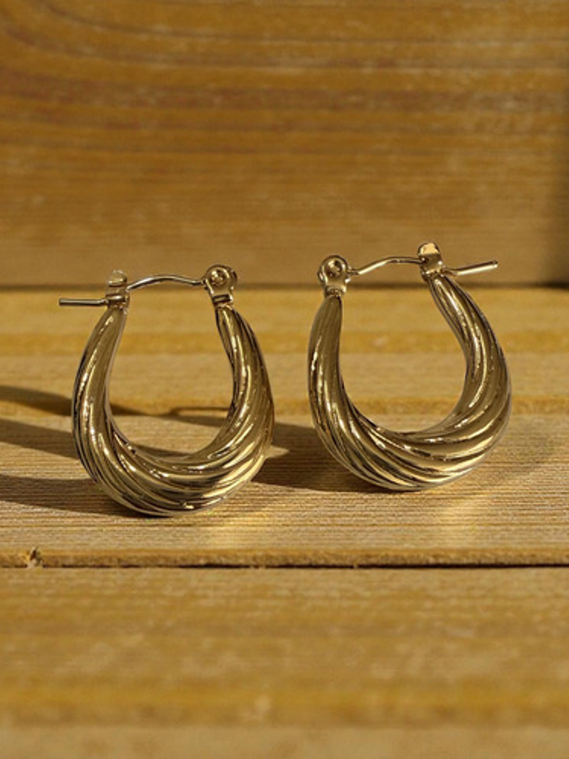 Aros Argollas De Acero Inoxidable Chapado En Oro 18k Orvia 15