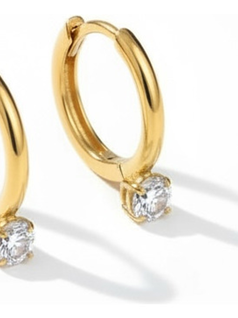 Aros Zarcillos Con Cristal Huggie Oro 18k Acero Inox Orvia 1