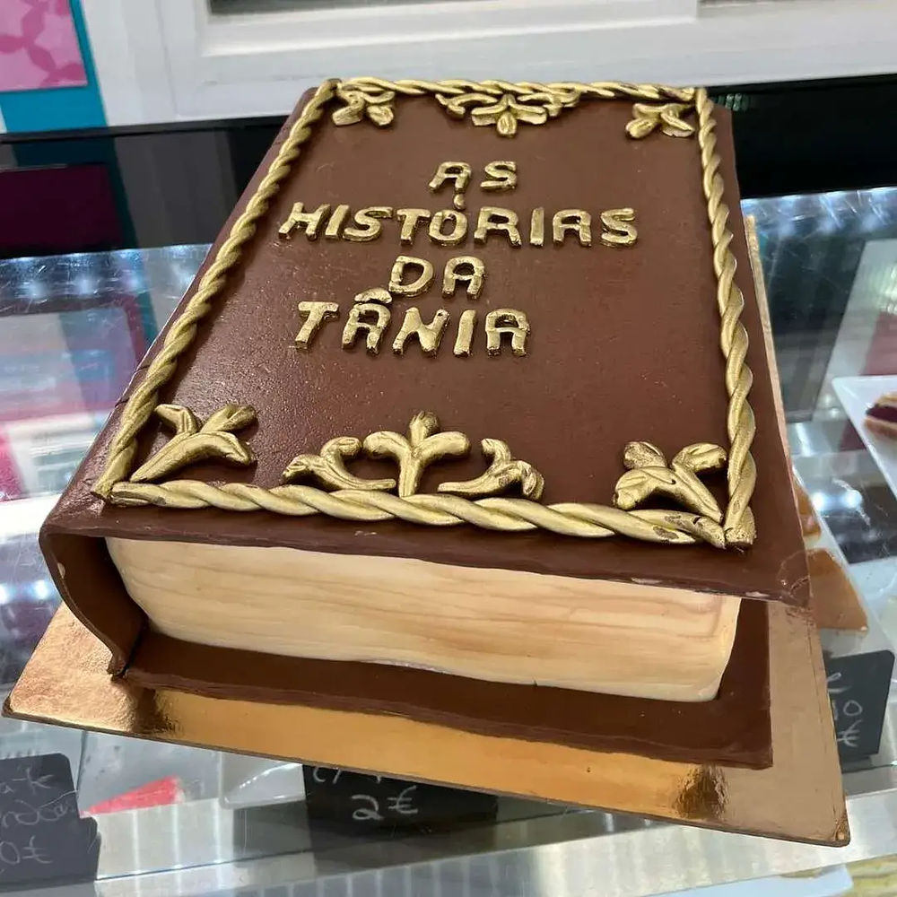 Bolo de Aniversário Livro