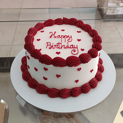 Bolo Vintage Branco e Vermelho