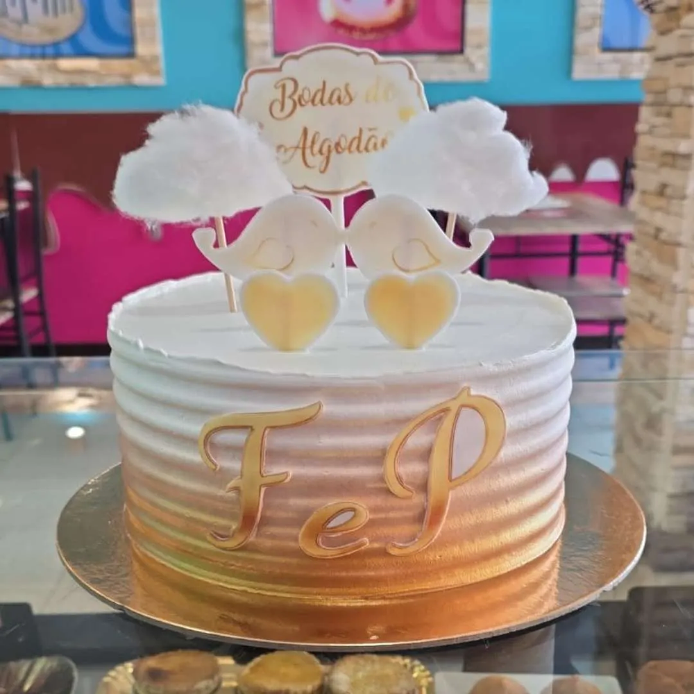 Bolo Bodas de Algodão