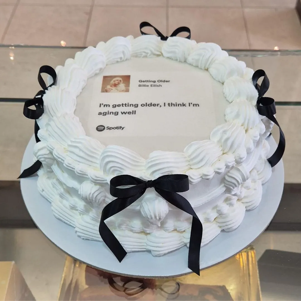 Bolo Vintage c/ Foto e Laços