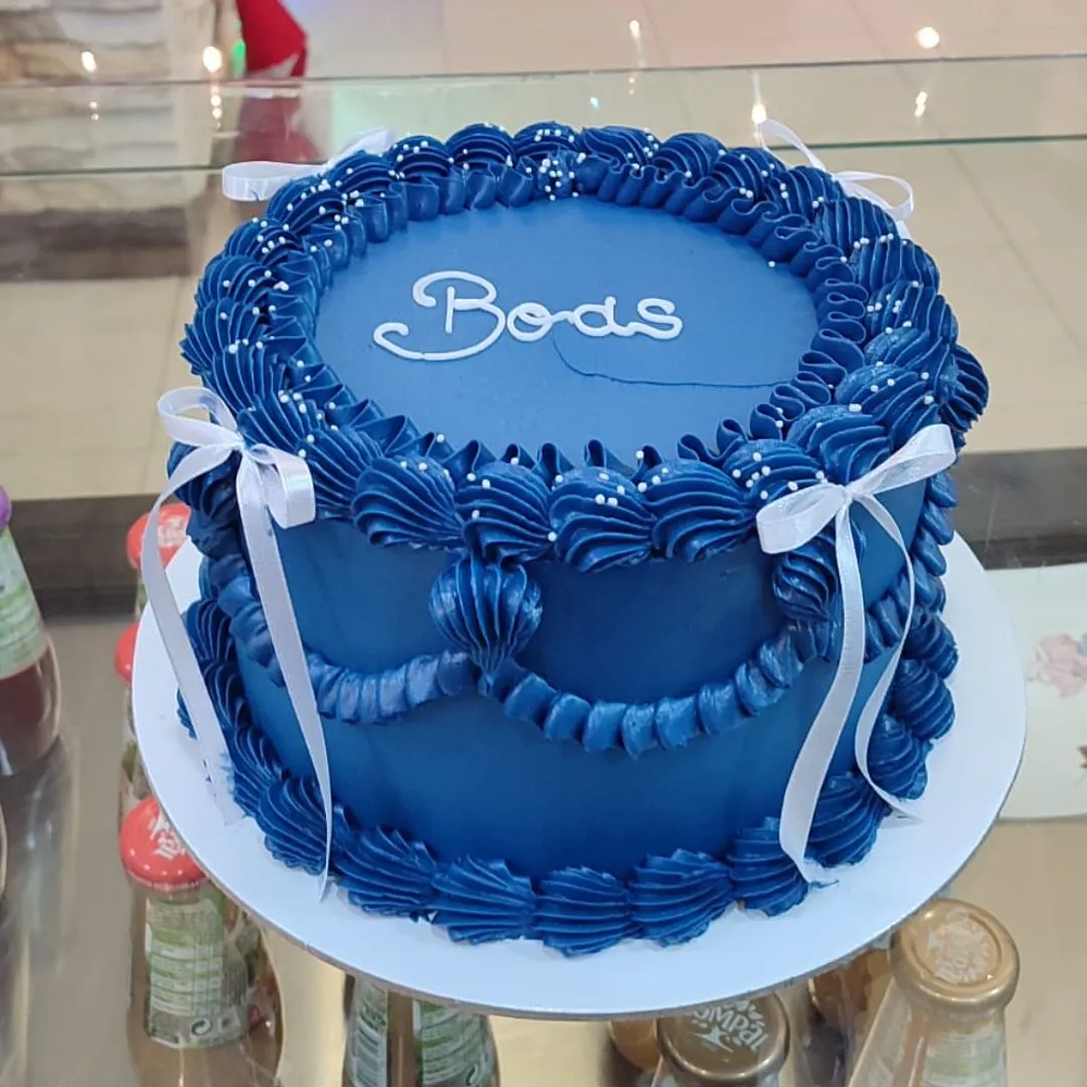 Bolo Redondo Vintage Azul c/Laços
