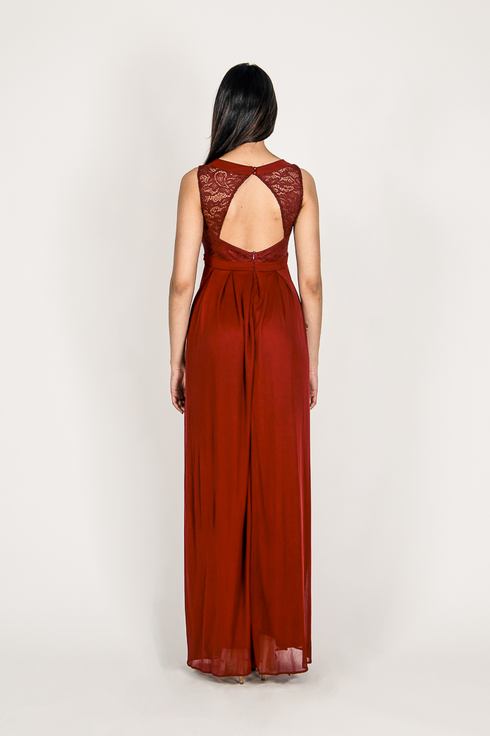 Maxi Dress Piedrecitas Borde Cuello y Cintura