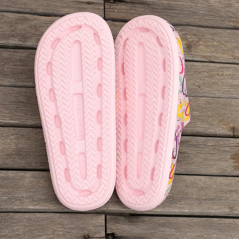 Naomi- Graffiti Love Slides 5