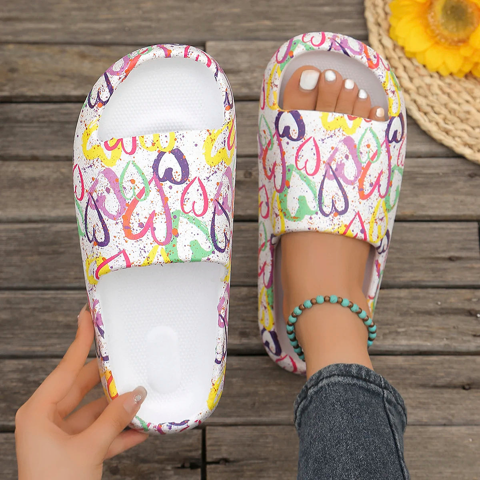 Naomi- Graffiti Love Slides 20