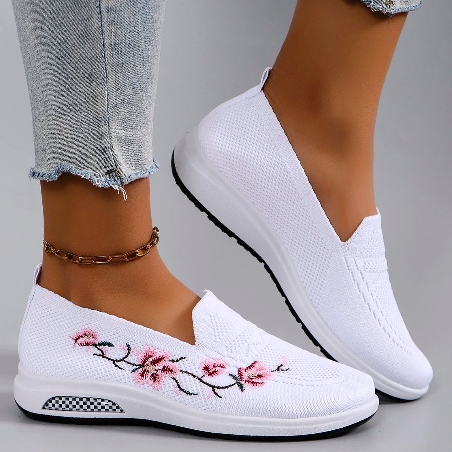 Eve- Mesh Flat Sneakers 34