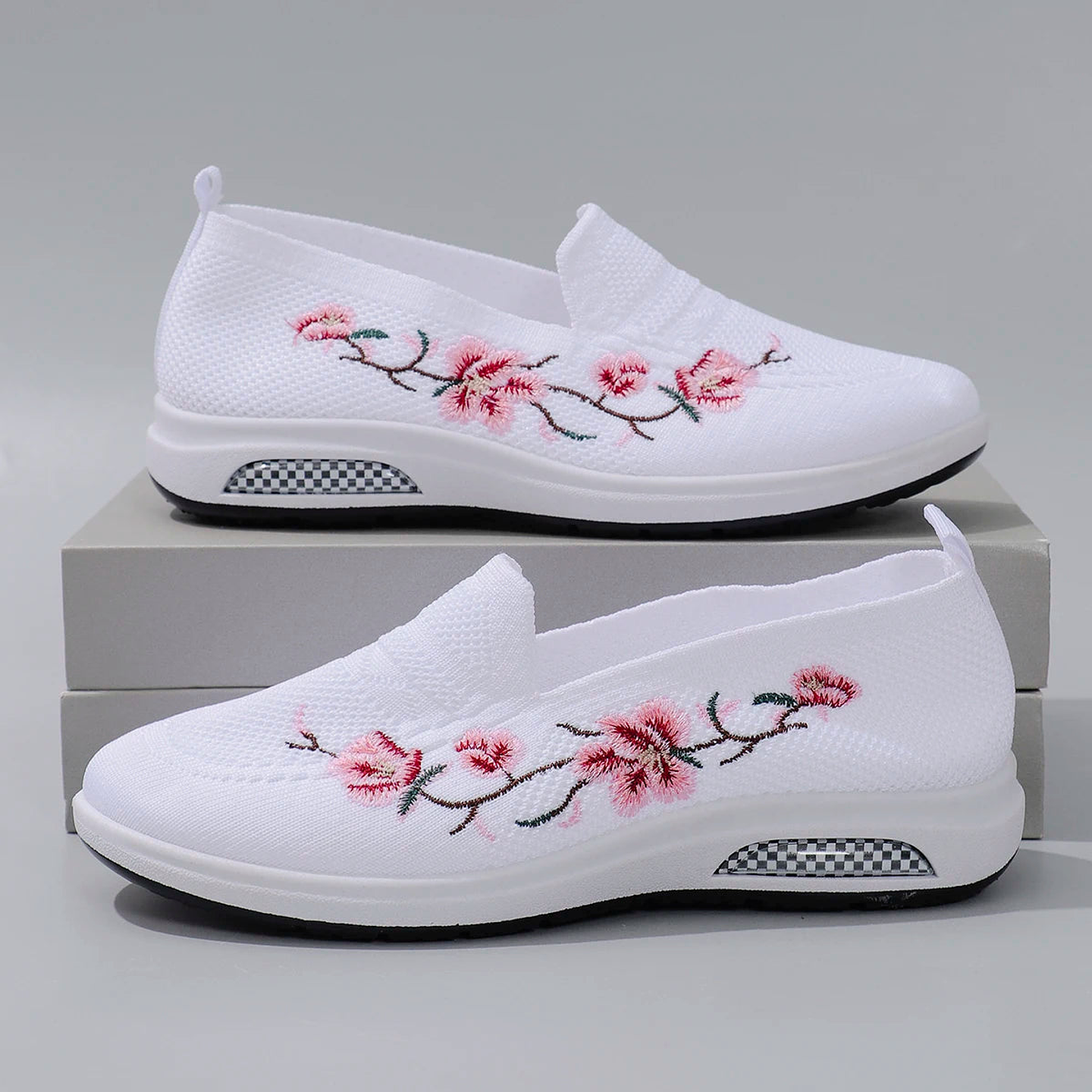 Eve- Mesh Flat Sneakers 1