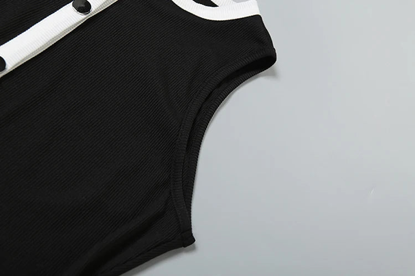 Fox- Sleeveless Two-Piece Set 12