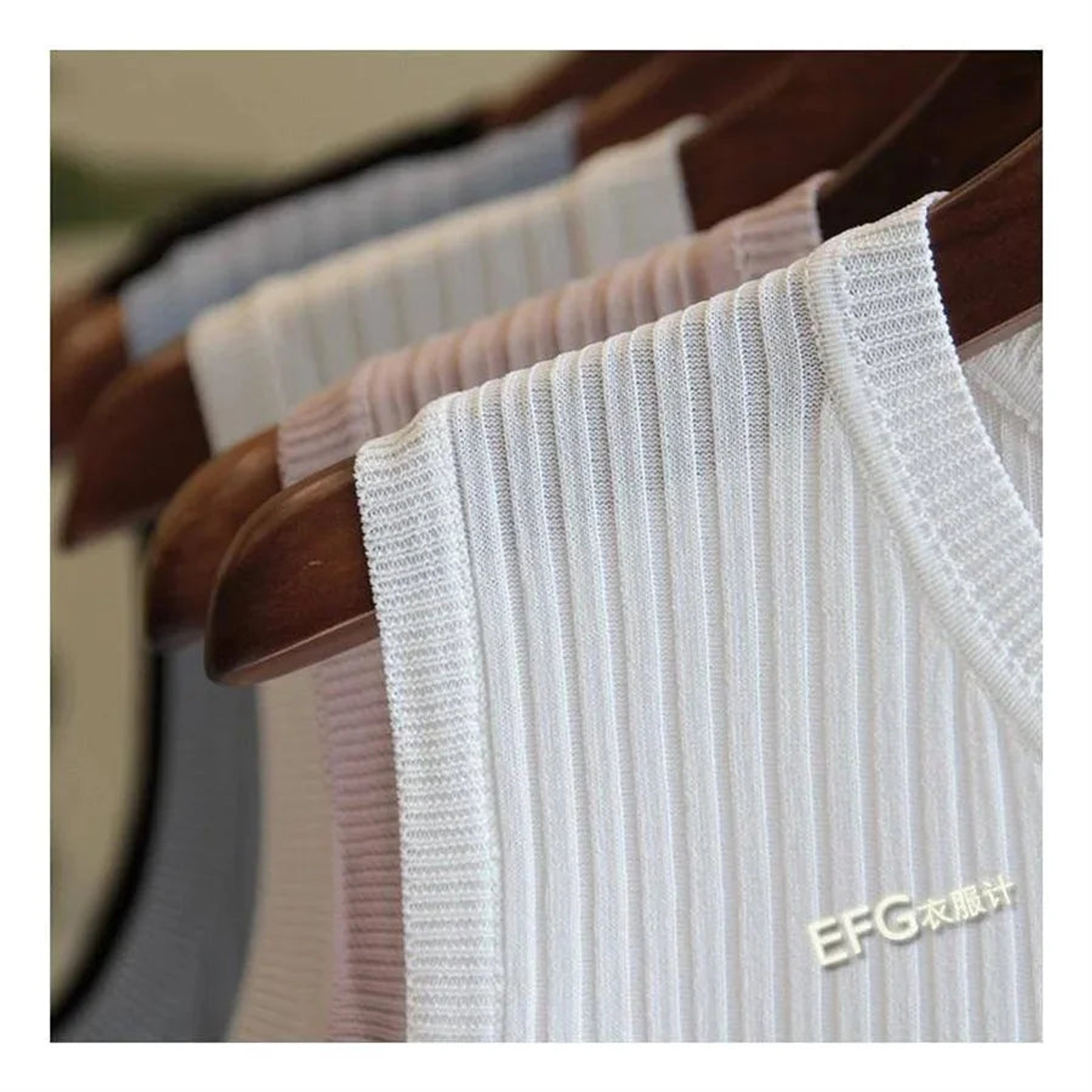 Golda- Sleeveless Top 3