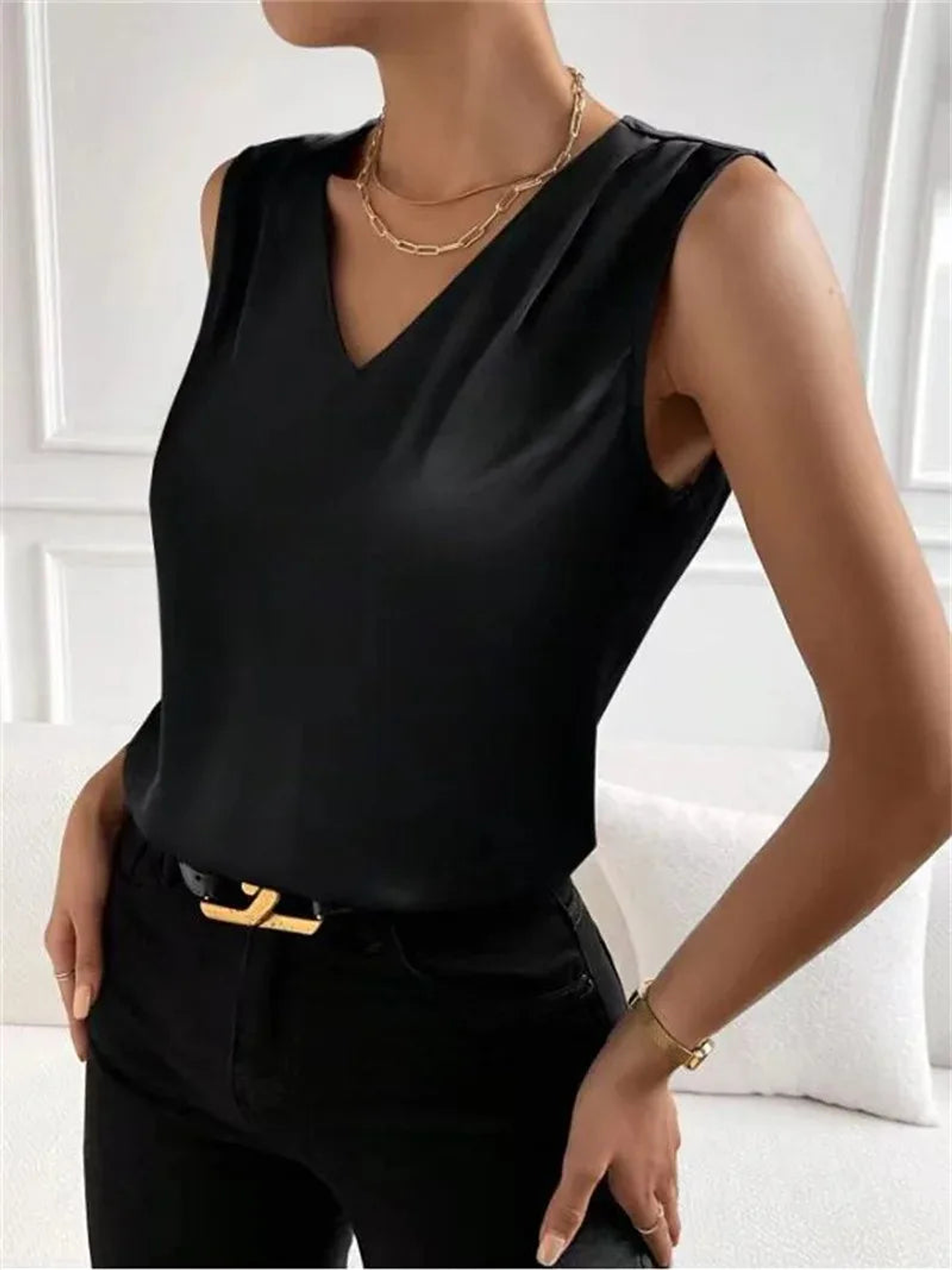 Chelsea- Elegant V-Neck Vest 4