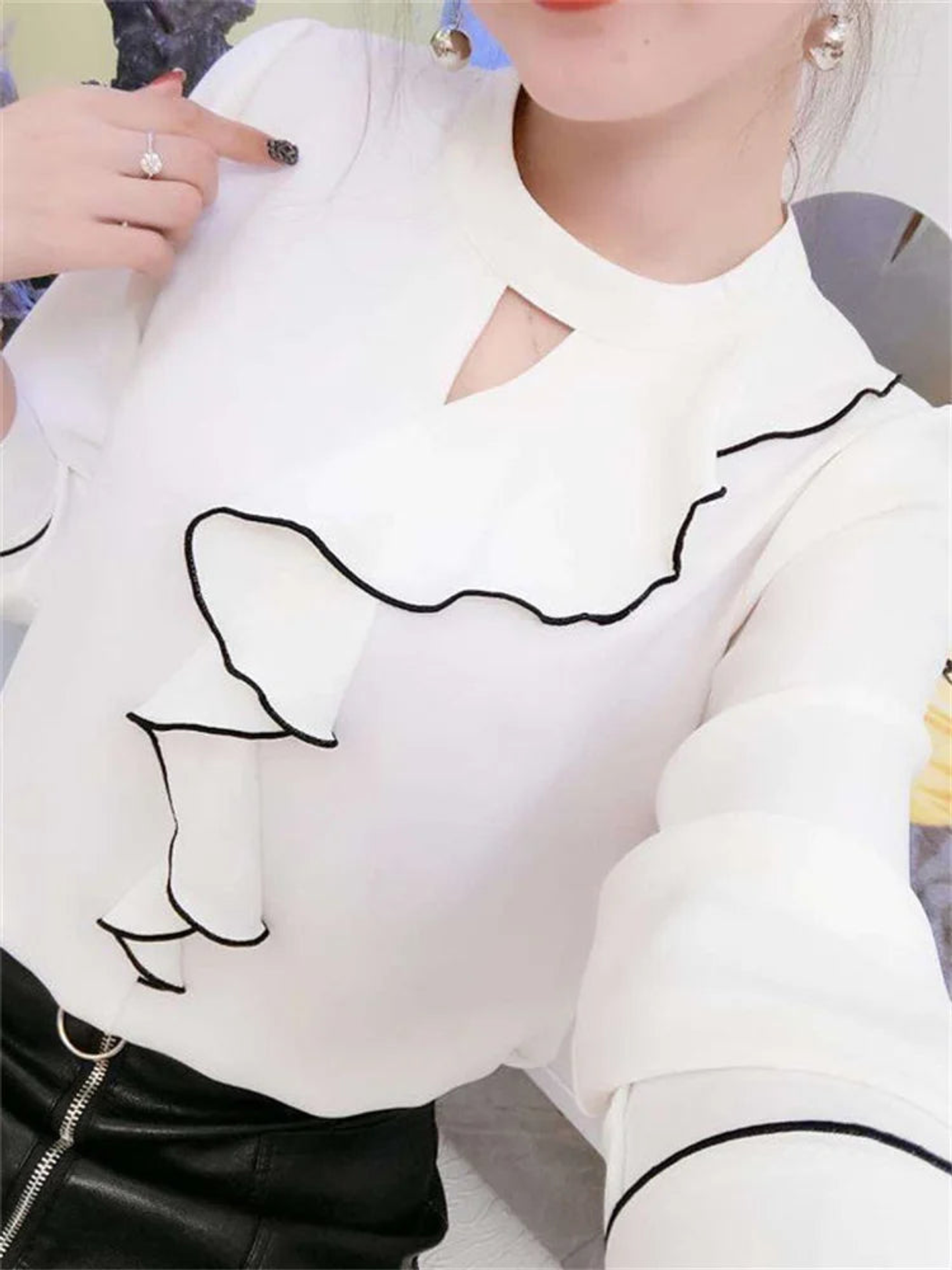 Kendall- Ruffles Blouse 2