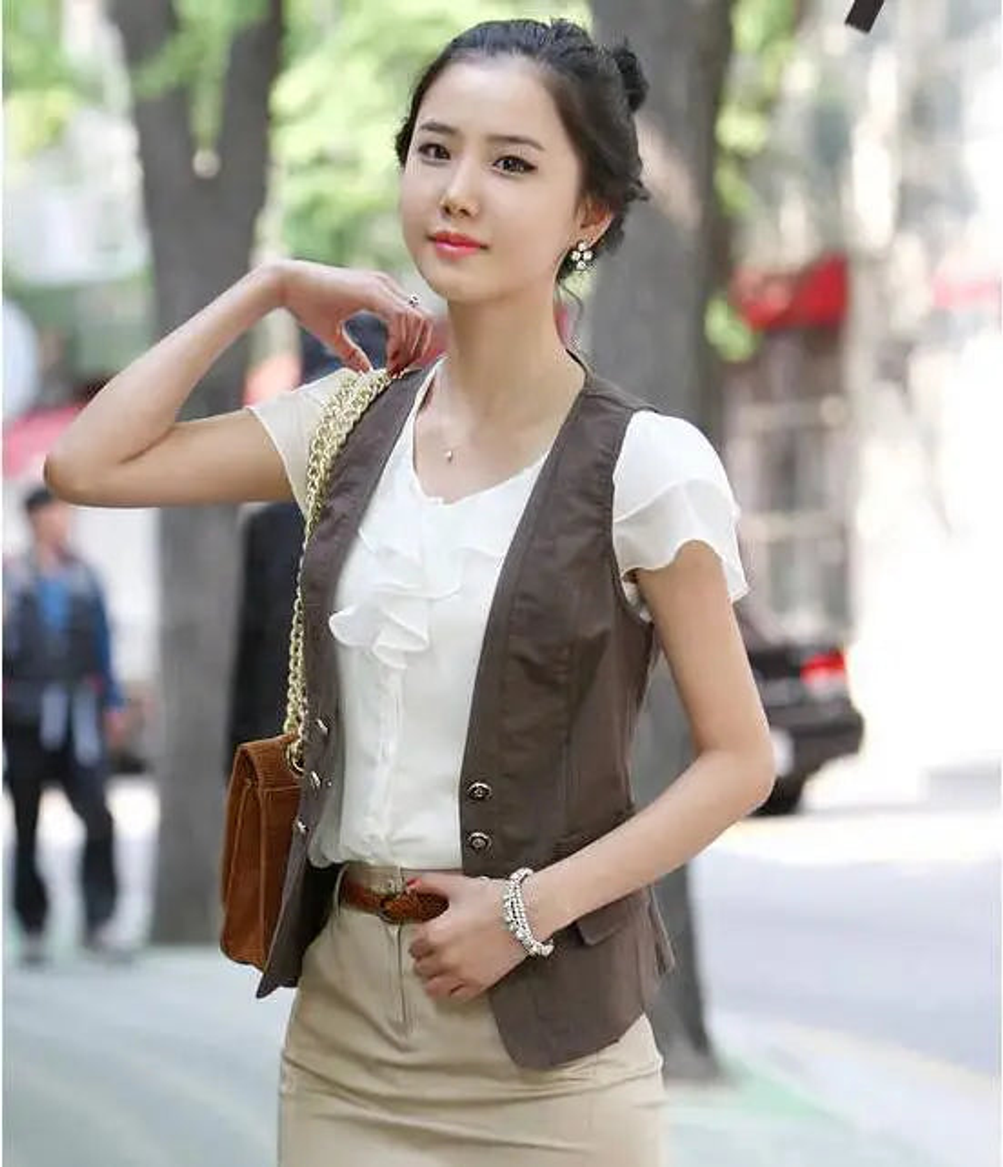 Lola- Turn-Down Collar Shirt 15