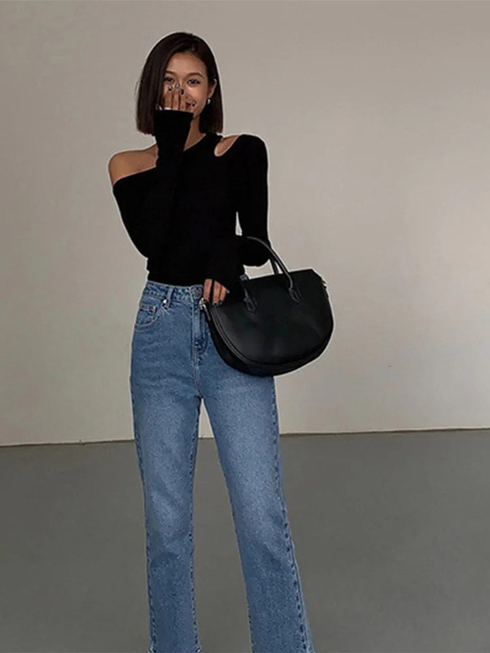 Nina- Off-Shoulder Shirt 4