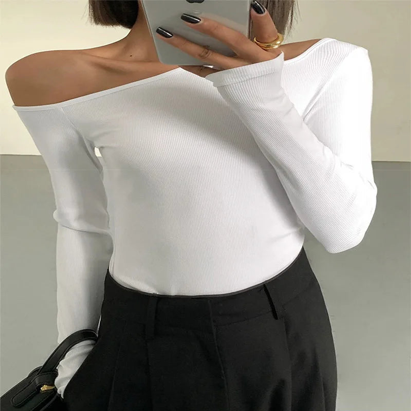 Nina- Off-Shoulder Shirt 19