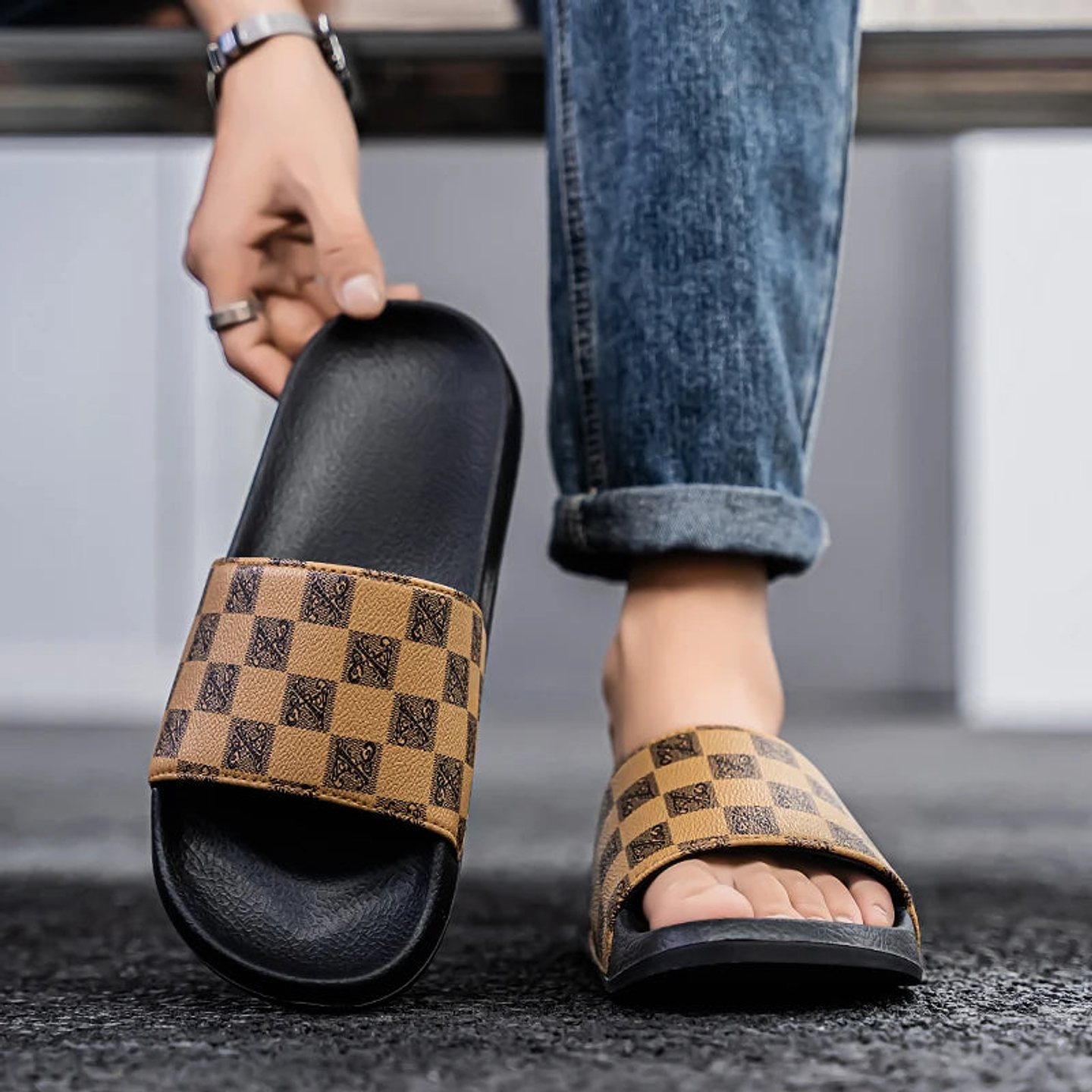 Noah- Casual Slides 11